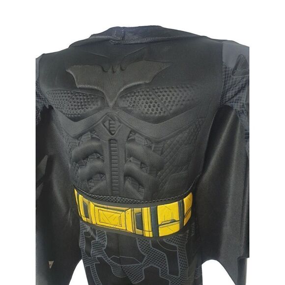 Batman Costume Boy's Medium Molded Chest Jumpsuit Cape Mask NWOT - Picture 4 of 7